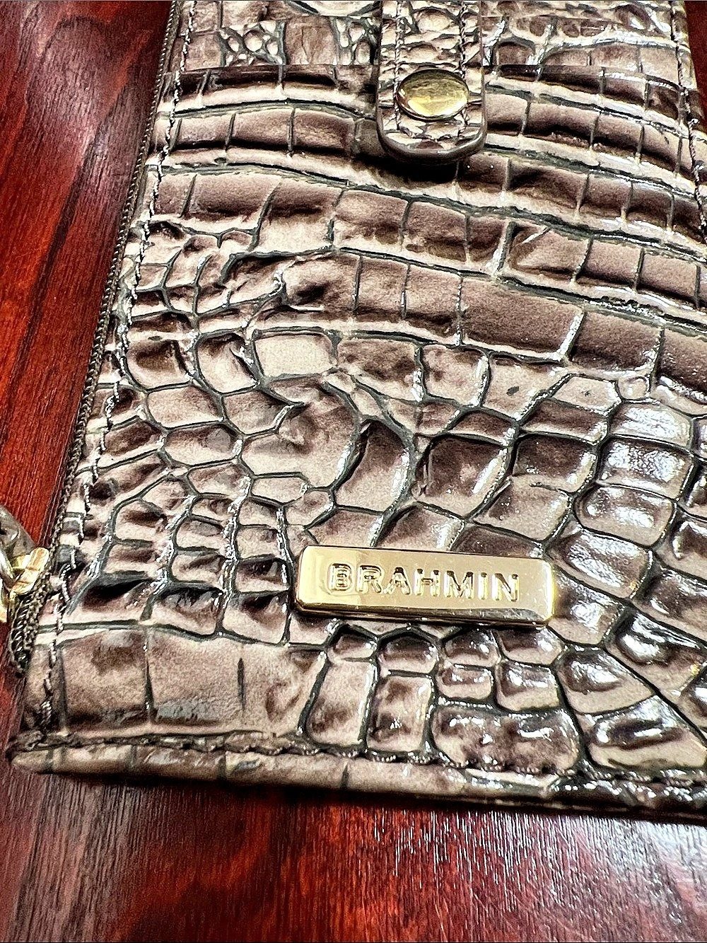 Brahmin Wallet Embossed Brown - Picture 3 of 5